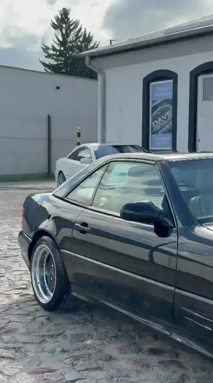 Mercedes SL 600